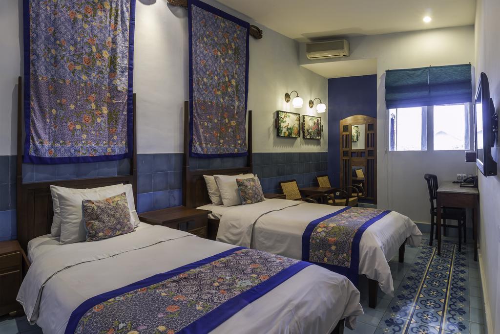 Dhanesvara Holistic Unique Homestay Wonocolo Exterior photo